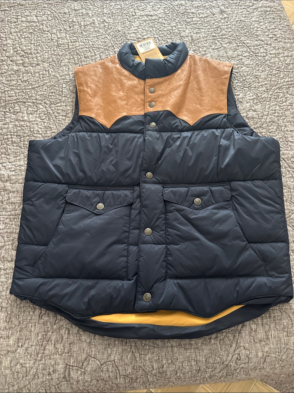 NWT Schaefer Western Quilted Vest Navy Tan Men’s M